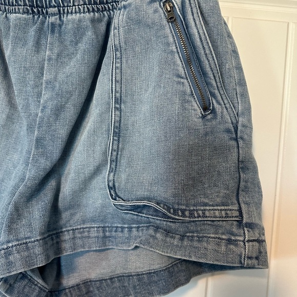 AERIE BOARDWALK SHORTS Woman’s Size XL Pull On Denim‎ Comfy Casual Chambray - Picture 5 of 8